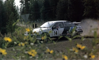 Carlos Sainz Cenamor - Luís Rodríguez Moya
38º 1000 Lakes Rally 1988. Ford Sierra RS Cosworth (D373 TAR). Clasificado 6º.

Del 26 al 28 de Agosto, Jyväskylä, Finlandia.
Superficie: tierra.

El Rally tenia un total de 1445.95 km de los que 496.32 km divididos en 39 tramos, eran especiales.

Se inscribieron 200 equipos, tomaron la salida 195, finalizaron 84.@
Palabras clave: ;Luis_Moya;Finlandia;1988