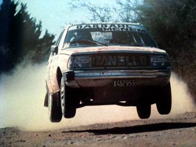 Juan Maria Traverso - Ruben Valentini
8º Marlboro Rally de Argentina 1988. Renault 18 GTX (X487953). Clasificado 6º.

Del 2 al 6 de Agosto, Buenos Aires, Córdoba, Argentina.
Superficie: tierra.

El Rally tenia un total de 2141.41 Km de los que 583.60 Km divididos en 29 tramos eran especiales.

Se inscribieron 81 equipos, tomaron la salida 81, finalizaron 21.@
Palabras clave: Renault;GTX;Argentina;1988;