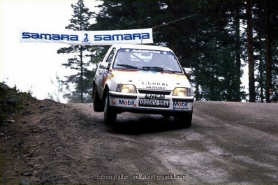 Mats Jonsson - Lars Backman
38º 1000 Lakes Rally 1988. Opel Kadett GSI (GG-KV 594). Clasificado 10º.

Del 26 al 28 de Agosto, Jyväskylä, Finlandia.
Superficie: tierra.

El Rally tenia un total de 1445.95 km de los que 496.32 km divididos en 39 tramos, eran especiales.

Se inscribieron 200 equipos, tomaron la salida 195, finalizaron 84.

© Istvan Keller
@
Palabras clave: Opel;Kadett;GSI;Finlandia;1988;