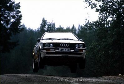 Risto Buri - Jyrki Stenroos
38º 1000 Lakes Rally 1988. Audi Coupe Quattro (URK 500). Clasificado 14º.

Del 26 al 28 de Agosto, Jyväskylä, Finlandia.
Superficie: tierra.

El Rally tenia un total de 1445.95 km de los que 496.32 km divididos en 39 tramos, eran especiales.

Se inscribieron 200 equipos, tomaron la salida 195, finalizaron 84.

© Istvan Keller
@
Palabras clave: Audi;Coupe;Quattro;Finlandia;1988