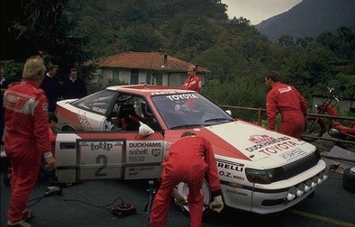 Asistencia en el 30º Rallye Sanremo - Rallye d'Italia  1988 del Equipo Toyota Team Europe
En el Toyota Celica GT-4 (ST165), K-AM 5540, de Juha Kankkunen - Juha Piironen. Abandonò por accidente en SS6 Superspeciale. A causa del mismo accidente se cancelò la especial.
El Rally tenia un total de 2,425.00 Km de los que 564.96 Km divididos en 43 tramos, eran especiales, (4 de ellos fueron cancelados SS6 Superspeciale 2 de 2.18 Km, SS11 Tignai de 12.17 Km, SS13 Lanzo 2 de 6.38 Km y SS38 Angua 2 de 12.37 Km).
Se inscribieron 124 equipos, tomaron la salida 124, finalizaron 55.@
Palabras clave: ;Toyota;Celica;ST165;Sanremo;Italia;1988;Asistencias