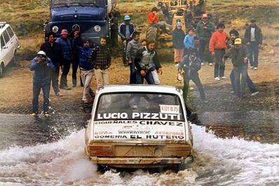 Gabriel Raies - Raul Campana
8º Marlboro Rally de Argentina 1988. Renault 18 GTX (RAE 959). Abandonó por motor en SS17 Ascochinga - San Pellegrino 24.54 km

Del 2 al 6 de Agosto, Buenos Aires, Córdoba, Argentina.
Superficie: tierra.

El Rally tenia un total de 2141.41 Km de los que 583.60 Km divididos en 29 tramos eran especiales.

Se inscribieron 81 equipos, tomaron la salida 81, finalizaron 21.@
Palabras clave: Renault;GTX;Argentina;1988
