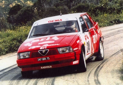 Jacques Panciatici - Philippe David
32º Tour de Corse - Rallye de France 1988. Alfa Romeo 75 V6 3.0 (347 GRX 75). Abandonó por motor en SS3 Petreto - Aullene 20.03 km.

Del 3 al 6 de Mayo, Ajaccio, Córcega, Francia.
Superficie: asfalto.

El Rally tenia un total de 1333.00 km de los que 622.84 km divididos en 30 tramos eran especiales.

Se inscribieron 93 equipos, tomaron la salida 93, finalizaron 42.@
Palabras clave: Alfa;Romeo;Corcega;1988