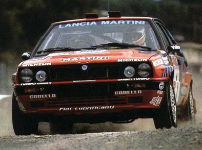 Massimo (Miki) Biasion - Tiziano Siviero
31º Rallye Sanremo - Rallye d'Italia 1989. Lancia Delta Integrale 16V. Clasificado 1º.

Del 8 al 12 de Octubre, Sanremo, Liguria, Imperia, Italia.
Superficie: asfalto - tierra.

El Rally tenia un total de 2086.19 km de los que 544.20 km divididos en 34 tramos eran especiales.

Tomaron la salida 107 equipos, finalizaron 34.@
Palabras clave: Miki_Biasion;Tiziano_Siviero;Lancia;Delta;integrale;Sanremo;1989