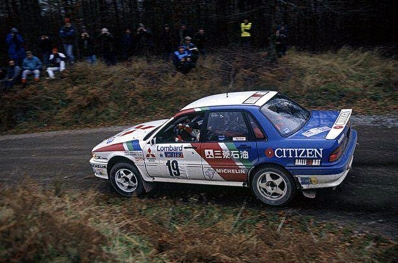 Pentti Airikkala - Ronan McNamee
38º Lombard RAC Rally 1989. Mitsubishi Galant VR-4 (E70 MMM). Clasificado 1º.

Del 19 al 23 de Noviembre, Nottingham, Inglaterra.
Superficie: tierra.

El Rally tenia un total de 3,081.99 Km de los que 603.57 Km divididos en 55 tramos eran especiales.

Se inscribieron 202 equipos, tomaron la salida 187, finalizaron 84.@
Palabras clave: ;Mitsubishi;Galant;Gran_Bretaña;1989;RAC_Rally