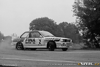 Marc Duez - Alain Lopes
13º Rally Van Looi 1989. BMW M3 E30 (ADZ 9596). Clasificado 2º.

Del 30 de Septiembre al 1 de Octubre, Tessenderlo, Bélgica.
Superficie: asfalto - tierra:

El Rally constaba de 260.7 km cronometrados divididos en 33 tramos especiales.

Tomaron la salida 55 equipos, finalizaron 35.@
Palabras clave: ;BMW;M3;E30;Belgica;Rally_Van_Looi;1989