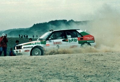 Alex Fiorio - Luigi Pirollo
31º Rallye Sanremo - Rallye d'Italia 1989. Lancia Delta Integrale (TO 62124). Clasificado 2º.

Del 8 al 12 de Octubre, Sanremo, Liguria, Imperia, Italia.
Superficie: asfalto - tierra.

El Rally tenia un total de 2086.19 km de los que 544.20 km divididos en 34 tramos eran especiales.

Tomaron la salida 107 equipos, finalizaron 34.@
Palabras clave: Lancia;Delta;Integrale;Sanremo;1989