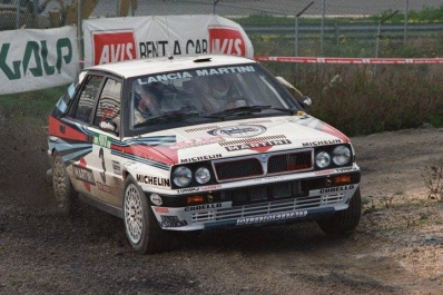 Markku Alen -  Ilkka Kivimaki
23º Rallye de Portugal Vinho do Porto 1989. Lancia Delta Integrale. Clasificado 2º.

Del 28 de Febrero al 4 de Marzo, Estoril, Portugal.
Superficie: asfalto - tierra.

El Rally tenia un total de 2153.02 km de los que 576.88 km divididos en 38 tramos eran especiales, (una de ellas fue cancelada SS18 Ponte de Lima de 16.80 Km).

Tomaron la salida 93 equipos, finalizaron 38.@
Palabras clave: Markku_Alen;Lancia;Delta;Integrale;Portugal;1989