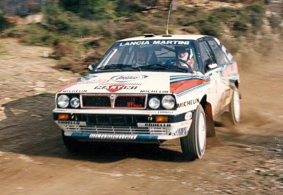 Markku Alen -  Ilkka Kivimaki
23º Rallye de Portugal Vinho do Porto 1989. Lancia Delta Integrale. Clasificado 2º.

Del 28 de Febrero al 4 de Marzo, Estoril, Portugal.
Superficie: asfalto - tierra.

El Rally tenia un total de 2153.02 km de los que 576.88 km divididos en 38 tramos eran especiales, (una de ellas fue cancelada SS18 Ponte de Lima de 16.80 Km).

Tomaron la salida 93 equipos, finalizaron 38.@
Palabras clave: Markku_Alen;Lancia;Delta;Integrale;Portugal;1989