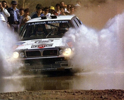 Jorge Recalde - Jorge Del Buono
9º Rally Argentina 1989. Lancia Delta Integrale. Clasificado 3º.

Del 1 al 5 de Agosto, Buenos Aires - Cordoba, Argentina.
Superficie: tierra.

El Rally tenia un total de 2.119.44 km de los que 598,57 Km divididos en 30 tramos eran especiales.

Se inscribieron 77 equipos, tomaron la salida 77, finalizaron 33.@
Palabras clave: Jorge_Recalde;Lancia;Delta;Integrale;Argentina;1989