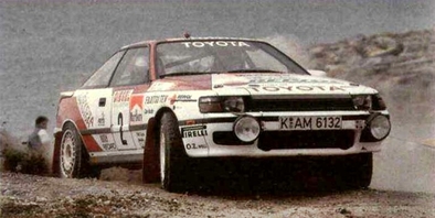 Carlos Sainz Cenamor - Luis Moya
31º Rallye Sanremo - Rallye d'Italia 1989. Toyota Celica GT-4 -ST165- (K-AM 6132). Clasificado 3º.

Del 8 al 12 de Octubre, Sanremo, Liguria, Imperia, Italia.
Superficie: asfalto - tierra.

El Rally tenia un total de 2086.19 km de los que 544.20 km divididos en 34 tramos eran especiales.

Tomaron la salida 107 equipos, finalizaron 34.@
Palabras clave: Toyota;Celica;Sanremo;1989