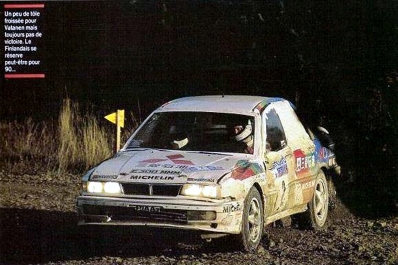 Ari Vatanen - Bruno Berglund
38º Lombard RAC Rally 1989. Mitsubishi Galant VR-4 (E300 MMM). Clasificado 5º.

Del 19 al 23 de Noviembre, Nottingham, Inglaterra.
Superficie: tierra.

El Rally tenia un total de 3,081.99 Km de los que 603.57 Km divididos en 55 tramos eran especiales.

Se inscribieron 202 equipos, tomaron la salida 187, finalizaron 84.@
Palabras clave: ;Mitsubishi;Galant;RAC_Rally;Gran_Bretaña;1989