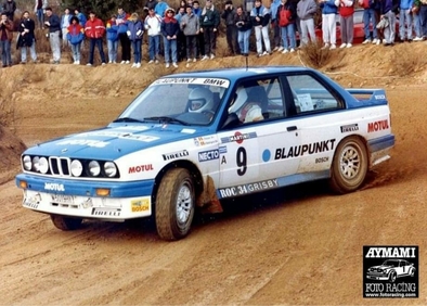 Josep "Pep" Bassas - Antonio Rodríguez
25º Rallye Catalunya-Costa Brava 1989. BMW M3 E30 (M-5019-HY). Clasificado 7º.
SS Coll de Bracons.

Del 9 al 11 de Febrero, Lloret de Mar, Girona, Catalunya, España.
Superficie: asfalto - tierra.

El Rally tenía un total de 419.31 km cronometrados.

Tomaron la salida 88 equipos, finalizaron 42.

© Joan Aymamí.
@@
Palabras clave: Pep_Bassas;BMW;Catalunya;Costa_Brava;1989;Spain;España