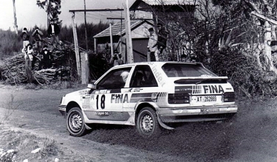 Gregoire de Mevius - Willy Lux
23º Rallye de Portugal Vinho do Porto 1989. Mazda 323 4WD (AT 262669). Clasificado 7º.

Del 28 de Febrero al 4 de Marzo, Estoril, Portugal.
Superficie: asfalto - tierra.

El Rally tenia un total de 2153.02 km de los que 576.88 km divididos en 38 tramos eran especiales, (una de ellas fue cancelada SS18 Ponte de Lima de 16.80 Km).

Tomaron la salida 93 equipos, finalizaron 38.@

Palabras clave: Mazda;4WD;Portugal;1989