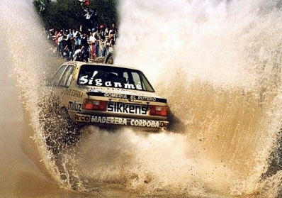 Juan-Maria Traverso - Ruben Valentini
9º Rally Argentina 1989. Renault 18 GTX. Clasificado 8º.

Del 1 al 5 de Agosto, Buenos Aires - Cordoba, Argentina.
Superficie: tierra.

El Rally tenia un total de 2.119.44 km de los que 598,57 Km divididos en 30 tramos eran especiales.

Se inscribieron 77 equipos, tomaron la salida 77, finalizaron 33.@
Palabras clave: Renault;GTX;Argentina;1989