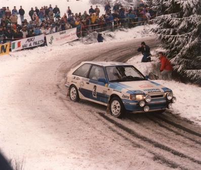 Timo Salonen - Voitto Silander
57º Rallye Automobile de Monte-Carlo 1989. Mazda 323 4WD (HSR-290). Abandonó en SS4 Burzet de 45.00 Km por exceso de penalización.

Del 21 al 26 de Enero, Monte-Carlo.
Superficie: asfalto - nieve.

El Rally tenia un total de 2872.82 km, de los que 613.25 km, divididos en 24 tramos, eran especiales.

Tomaron la salida 172 equipos, finalizaron 83.@
Palabras clave: Timo_Salonen;Voitto_Silander;Mazda;Montecarlo;1989;nieve