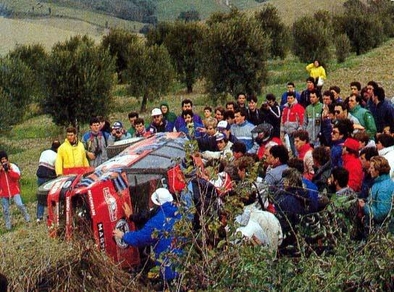 Didier Auriol - Bernard Occelli
31º Rallye Sanremo - Rallye d'Italia 1989. Lancia Delta Integrale 16V (TO 62125M). Abandonó por accidente en SS5 Passo Ginestro de 12.69 Km.

Del 8 al 12 de Octubre, Sanremo, Liguria, Imperia, Italia.
Superficie: asfalto - tierra.

El Rally tenia un total de 2086.19 km de los que 544.20 km divididos en 34 tramos eran especiales.

Tomaron la salida 107 equipos, finalizaron 34.@
Palabras clave: Didier_Auriol;Lancia;Delta;Integrale;Sanremo;1989;Crash