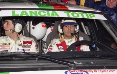 Alex Fiorio - Luigi Pirollo
57º Rallye Automobile de Monte-Carlo 1989. Lancia Delta Integrale (TO 70781L). Abandonó por accidente en SS5 Chateau Boulogne de 30.00 km, resultando fallecidos dos aficionados.

Alex, (hijo de Cesare Fiorio, patrón del equipo Lancia), perdió el control del coche después de un pequeño cambio de rasante. 

Los espectadores fallecidos resultaron ser el piloto de Rallyes Lars-Erik Thorp de 28 años y su copiloto Bertil-Rune Rehnfeldt
D.E.P. / R.I.P.

Thorp y Rehnfeldt no competí­an en el Monte-Carlo, sólo hací­an reconocimientos para ayudar a su compañero Fredrik Skoghag, piloto de rally de Suecia, el cual competía con un 	Lancia Delta Integrale.

Mientras tomaban un descanso, Torph y Rehnfeldt decidieron presenciar la quinta etapa del rally. 

El piloto italiano Alex Fiorio se salió de la carretera y bajó por un terraplén a unos 145 km/h.

El coche al salirse de la carretera y antes de bajar por el terraplén, se estrelló contra Torph y Rehnfeldt, causando la muerte de ambos instantáneamente.

Fiorio y su copiloto Luigi Pirollo resultaron ilesos.

Del 21 al 26 de Enero, Monte-Carlo.
Superficie: asfalto - nieve.

El Rally tenia un total de 2872.82 km, de los que 613.25 km, divididos en 24 tramos, eran especiales.

Tomaron la salida 172 equipos, finalizaron 83.@
Palabras clave: ;Lancia;Delta;Integrale;Montecarlo;1989;Personajes
