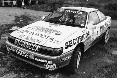 David Llewellin - Phil Short
51º BIF Circuit of Ireland 1990. Toyota Celica GT-4 "ST165" (G22 APC). Clasificado 1º.

Del 12 al 16 de Abril, Belfast - Dun Laogharie, Irlanda del Norte, Reino Unido.
Superficie: asfalto.

El Rally tenia un total de 337.08 km cronometrados divididos en 3 etapas y 31 tramos especiales.

Tomaron la salida 80 equipos, finalizaron 42.@
Palabras clave: David_Llewellin;Toyota;Celica;ST165;Irlanda;1990