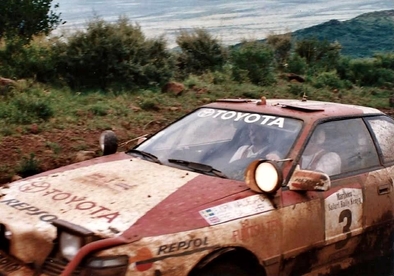 Bjorn Waldegard - Fred Gallagher
38º Marlboro Safari Rally 1990. Toyota Celica GT-4 -ST165- (K-AM 3910). Clasificado 1º.

Del 11 al 16 de Abril, Nairobi, Nairobi, Kenya, África.
Superficie: tierra.

El Rally tenia un total de 4,131.40 Km.
Desconocemos cuantos CH habí­an.

Tomaron la salida 59 equipos, finalizaron 10.@
Palabras clave: ;Toyota;Celica;ST165;Safari;1990