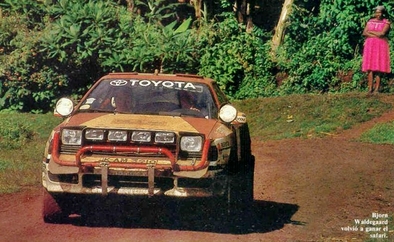 Bjorn Waldegard - Fred Gallagher
38º Marlboro Safari Rally 1990. Toyota Celica GT-4 (ST165). Clasificado 1º.
El Rally tenia un total de 4,131.40 Km, desconocemos cuantos CH habà­an.@
Palabras clave: ;Toyota;Celica;ST165;Safari;1990