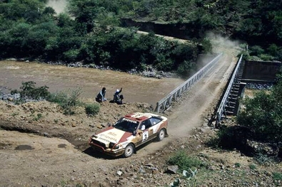 Bjorn Waldegard - Fred Gallagher
38º Marlboro Safari Rally 1990. Toyota Celica GT-4 (ST165). Clasificado 1º.
El Rally tenia un total de 4,131.40 Km, desconocemos cuantos CH habà­an.@
Palabras clave: ;Toyota;Celica;ST165;Safari;1990