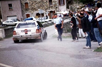 Didier Auriol - Bernard Occelli
34º Tour de Corse - Rallye de France 1990. Lancia Delta Integrale 16V (TO 85046N). Clasificado 1º.

Del 6 al 9 de Mayo, Ajaccio, Córcega, Francia.
Superficie: asfalto.

El Rally tenia un total de 1,397.18 Km de los que 602.25 Km divididos en 30 tramos, eran especiales.

Se inscribieron 97 equipos, tomaron la salida 94, finalizaron 48.@
Palabras clave: Didier_Auriol;Lancia;Delta;Integrale;Corcega;1990;Corse