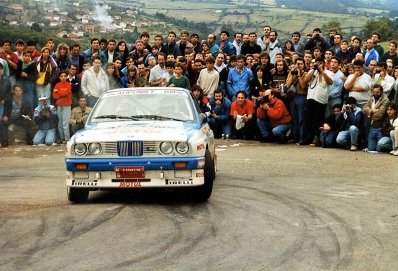 Josep "Pep" Bassas - Antonio Rodriguez
27º Rallye Príncipe de Asturias 1990. BMW M3. Clasificado 2º.

Del 7 al 9 de Septiembre, Oviedo, Asturias, España.
Superficie: asfalto.

El Rally tenía un total de 295.00 km cronometrados.

Tomaron la salida 85 equipos, finalizaron 45.@
Palabras clave: Pep_Bassas;BMW;M3;Principe_Asturias;1990