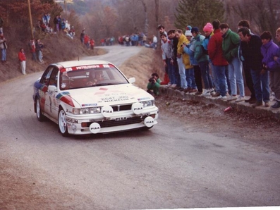 Kenneth Eriksson - Staffan Parmander
58º Rallye Automobile de Monte-Carlo 1990. Mitsubishi Galant VR-4 (E647 JND). Abandonó por motor en SS9 St Jean en Royans - Col de Lachau - 27.92 km.

Del 19 al 25 de Enero, Monte-Carlo.
Superficie: asfalto - nieve.

Los equipos en las posiciones 81 o mas no corrieron el último tramo, pero fueron clasificados.
En SS7 Burzet de 43.89 km, entre las 