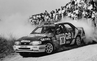 Malcolm Wilson - Nicky Grist
32º Rallye Sanremo - Rallye d'Italia 1990. Ford Sierra RS Cosworth 4x4 (H372 JEV). Abandonó por accidente en SS25 San Bartolomeo 2 de 20.31 km.

Del 14 al 18 de Octubre, Sanremo, Italia.
Superficie: asfalto - tierra.

El Rally tenía un total de 2236.63 km de los que 614.95 km divididos en 35 tramos eran especiales.

Tomaron la salida 104 equipos, finalizaron 47.@
Palabras clave: ;Ford;Sierra;Cosworth;Sanremo;1990