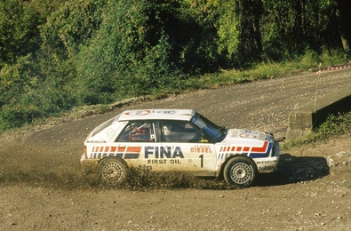 Didier Auriol - Bernard Occelli
33º Rallye Sanremo - Rallye d'Italia 1991. Lancia Delta Integrale 16V (TO 99928R). Clasificado 1º.

Del 12 al 17 de Octubre, Sanremo, Imperia, Liguria Italia.
Superficie: asfalto - tierra.

El Rally tenia un total de 2185.96 km de los que 572.91 divididos en 31 tramos, eran especiales.

Tomaron la salida 87 equipos, finalizaron 40.@
Palabras clave: Didier_Auriol;Lancia;Delta;Integrale;Sanremo;1991