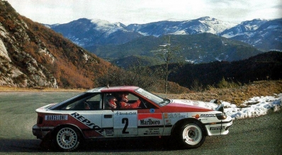 Carlos Sainz Cenamor - Luà­s Moya
59º Rallye Automobile de Monte-Carlo 1991. Toyota Celica GT-4 "ST165" (K-AM 1239). Clasificado 1º.

Del 24 al 30 de Enero, Monte-Carlo.
Superficie: asfalto - nieve.

El Rally tenia un total de 3390.27 km de los que 628.64 km divididos en 27 tramos eran especiales.

Tomaron la salida 167 equipos, finalizaron 75.@
Palabras clave: ;Montecarlo;Toyota;Celica;1991