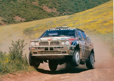 Massimo (Miki) Biasion - Tiziano Siviero
38º Acropolis Rally 1991. Lancia Delta Integrale 16V (TO 55237R). Clasificado 3º.
Martini Lancia

Del 1 al 6 de Junio, Atenas, Grecia.
Superficie: tierra.

El Rally tenia un total de 1.776,55 km de los que 597.35 km divididos en 48 tramos eran especiales, (una de ellas fue cancelada SS22 Aghia Triada de 9,55 Km).

Tomaron al salida 94 equipos, finalizaron 37.@
Palabras clave: Miki_Biasion;Lancia;Delta;Integrale;Grecia;Acropolis;1991