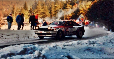 Armin Schwarz - Arne Hertz
59º Rallye Automobile de Monte-Carlo 1991. Toyota Celica GT-4 -ST165- (K-AM 2480). Clasificado 4º.

Del 24 al 30 de Enero, Monte-Carlo.
Superficie: asfalto - nieve.

El Rally tenia un total de 3390.27 km de los que 628.64 km divididos en 27 tramos eran especiales.

Tomaron la salida 167 equipos, finalizaron 75.@
Palabras clave: ;Montecarlo;Toyota;Celica;1991;ST165