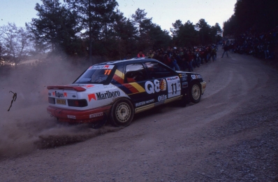 Mia Bardolet - Antonio Rodrí­guez
27º Rallye Catalunya - Costa Brava - Rallye de España 1991. Ford Sierra RS Cosworth 4x4 (H315 OEV). Clasificado 4º.
Q8 Team Ford

Primer año válido para el Campeonato Mundial de Rallyes.

Del 10 al 13 de Noviembre, Lloret de Mar, Girona, Catalunya, España.
Superficie: asfalto - tierra.

El Rally tenia un total de 1606.98 km de los que 594.01 km divididos en 35 tramos eran especiales (2 de ellos fueron cancelados SS4 Sant Hilari - Osor de 13.57 Km y SS29 Riera de Merles de 14.36 Km).

Tomaron la salida 76 equipos, finalizaron 33.@
Palabras clave: Ford;Sierra;Cosworth;1991;Catalunya;España;Spain
