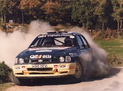 Mia Bardolet - Antonio Rodríguez
27º Rallye España - Catalunya Costa Brava 1991. Ford Sierra RS Cosworth 4x4 (H315 OEV). Clasificado 4º.

Primer año válido para el Campeonato Mundial de Rallyes.

Del 10 al 13 de Noviembre, Lloret de Mar, Girona, Catalunya, España.
Superficie: asfalto - tierra.

El Rally tenia un total de 1606.98 km de los que 594.01 km divididos en 35 tramos eran especiales, (2 de ellos fueron cancelados SS4 Sant Hilari - Osor de 13.57 Km y SS29 Riera de Merles de 14.36 Km).

Tomaron la salida 76 equipos, finalizaron 33.

© Joan Al
@@
Palabras clave: Ford;Sierra;Cosworth;1991;Catalunya