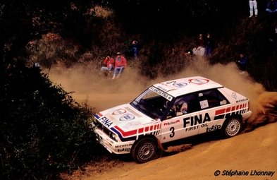 Andrea Aghini - Sauro Farnocchia
27º Rallye España - Catalunya Costa Brava 1991. Lancia Delta Integrale 16V (TO 99928R). Clasificado 5º.

Del 10 al 13 Noviembre, Lloret de Mar, Catalunya, España.
Superficie: Asfalto - tierra.

El Rally tenia un total de 1606.98 km de los que 566.1 km divididos en 35 tramos eran especiales, (2 de ellas fueron canceladas SS4 Sant Hilari - Ossor de 13.57 Km y SS29 Riera de Merles de 14.36 Km).

Tomaron la salida 76 equipos, finalizaron 33.

© Stéphane Lhonnay
@
Palabras clave: Andrea_Aghini;Lancia;Delta;Integrale;Catalunya;1991