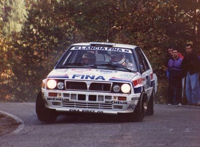 Andrea Aghini - Sauro Farnocchia
27º Rallye España - Catalunya Costa Brava 1991. Lancia Delta Integrale 16V (TO 99928R). Clasificado 5º.

Del 10 al 13 Noviembre, Lloret de Mar, Catalunya, España.
Superficie: Asfalto - tierra.

El Rally tenia un total de 1606.98 km de los que 566.1 km divididos en 35 tramos eran especiales, (2 de ellas fueron canceladas SS4 Sant Hilari - Ossor de 13.57 Km y SS29 Riera de Merles de 14.36 Km).

Tomaron la salida 76 equipos, finalizaron 33.

© Joan Al
@
Palabras clave: Lancia;Delta;Integrale;Catalunya;1991