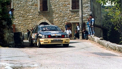 Malcolm Wilson - Nicky Grist
35º Tour de Corse - Rallye de Francia 1991. Ford Sierra RS Cosworth 4x4 (H313 OEV). Clasificado 5º.

Del 28 de Abril al 1 de Mayo, Ajaccio, Córcega, Francia.
Superficie: asfalto.

El Rally tenia un total de 1384.51 km de los que 625.91 km divididos en 27 tramos eran especiales.

Tomaron la salida 101 equipos, finalizaron 43.@
Palabras clave: ;Ford;Sierra;Cosworth;1991;Corse;Corcega