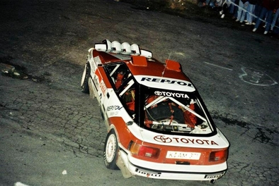 Carlos Sainz Cenamor - Luà­s Moya
33º Rallye Sanremo - Rallye d'Italia 1991. Toyota Celica GT-4 (ST165). Clasificado 6º.
El Rally tenia un total de 2185.96 km de los que 572.91 divididos en 31 tramos, eran especiales.
Tomaron la salida 87 equipos, finalizaron 40.@
Palabras clave: ;Toyota;Celica;ST165;Sanremo;1991