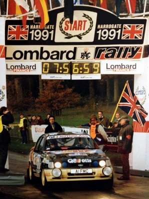 François Delecour - Daniel Grataloup
47º Lombard RAC Rally 1991. Ford Sierra RS Cosworth 4x4 (A1 FMC). Clasificado 6º.

Del 24 al 28 de Noviembre, Harrogate, Yorkshire, Inglaterra.
Superficie: tierra.

El Rally tenia un total de 2355.31 Km de los que 565,51 Km divididos en 37 tramos eran especiales.

Se inscribieron 160 equipos, tomaron la salida 151, finalizaron 82.@
Palabras clave: ;Ford;Sierra;Cosworth;Gran_Bretaña;RAC_Rally;Lombard;1991;Parque_Cerrado