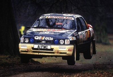 François Delecour - Daniel Grataloup
47º Lombard RAC Rally 1991. Ford Sierra RS Cosworth 4x4 (A1 FMC). Clasificado 6º.

Del 24 al 28 de Noviembre, Harrogate, Yorkshire, Inglaterra.
Superficie: tierra.

El Rally tenia un total de 2355.31 Km de los que 565,51 Km divididos en 37 tramos eran especiales.

Se inscribieron 160 equipos, tomaron la salida 151, finalizaron 82.@
Palabras clave: ;Ford;Sierra;Cosworth;Gran_Bretaña;RAC_Rally;Lombard;1991;