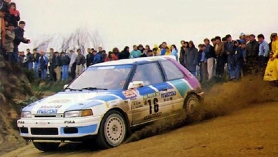 Jesús Puras - José Arrarte
25º Rallye de Portugal - Vinho do Porto 1991. Mazda 323 GTX (JYS 156). Clasificado 7º.

Del 5 al 9 de Marzo, Portugal.
Superficie: asfalto - tierra.

El Rally tenia un total de 2041.26 Km de los que 564.20 Km divididos en 38 tramos eran especiales (2 de ellos fueron cancelados SS2 Gradil de 9 Km y SS28 Viseu de 29.90 Km).

Se inscribieron 106 equipos, tomaron la salida 95, finalizaron 28.@
Palabras clave: ;Mazda;Portugal;1991