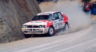 Luis Monzon - Alex Romani­
27º Rallye Catalunya - Costa Brava - Rallye de España 1991. Lancia Delta HF Integrale 16v (TO 44775R). Clasificado 7º.
Escudería Telde

Del 10 al 13 de Noviembre, Lloret de Mar, Girona, Catalunya, España.
Superficie: asfalto - tierra.

El Rally tenia un total de 1606.98 km de los que 594.01 km divididos en 35 tramos eran especiales, (2 de ellas fueron canceladas SS4 Sant Hilari - Osor de 13.57 Km y SS29 Riera de Merles de 14.36 Km).

Tomaron la salida 76 equipos, finalizaron 33.@
Palabras clave: Lancia;Delta;Integrale;Catalunya;1991;España;Spain
