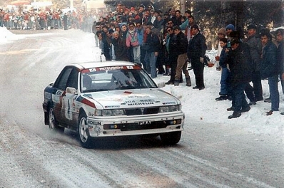 Timo Salonen - Voitto Silander
59º Rallye Automobile de Monte-Carlo 1991. Mitsubishi Galant VR-4. Clasificado 8º.
El Rally tenia un total de 3390 km de los que 625.89 km divididos en 27 tramos, eran especiales.
Tomaron la salida 165 equipos, finalizaron 75.@
Palabras clave: Timo_Salonen;Montecarlo;Mitsubishi;Galant;VR-4;1991;Nieve