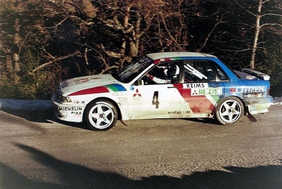 Timo Salonen - Voitto Silander
59º Rallye Automobile de Monte-Carlo 1991. Mitsubishi Galant VR-4. Clasificado 8º.
El Rally tenia un total de 3390 km de los que 625.89 km divididos en 27 tramos, eran especiales.
Tomaron la salida 165 equipos, finalizaron 75.@
Palabras clave: Timo_Salonen;Montecarlo;Mitsubishi;Galant;VR-4;1991