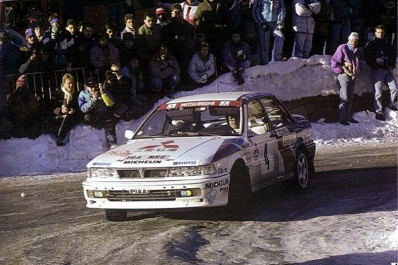 Timo Salonen - Voitto Silander
59º Rallye Automobile de Monte-Carlo 1991. Mitsubishi Galant VR-4. Clasificado 8º.
El Rally tenia un total de 3390 km de los que 625.89 km divididos en 27 tramos, eran especiales.
Tomaron la salida 165 equipos, finalizaron 75.@
Palabras clave: Timo_Salonen;Montecarlo;Mitsubishi;Galant;VR-4;1991