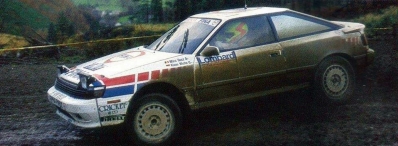 Marc Duez - Klaus Wicha
47º Lombard RAC Rally 1991. Toyota Celica GT-4 -ST165-(K-AM 8930). Clasificado 8º.

Del 24 al 28 de Noviembre, Harrogate, Yorkshire, Inglaterra.
Superficie: tierra.

El Rally tenia un total de 2355.31 Km de los que 565,51 Km divididos en 37 tramos eran especiales.

Se inscribieron 160 equipos, tomaron la salida 151, finalizaron 82.@
Palabras clave: ;Toyota;Celica;GT-4;ST165;Gran_Bretaña;RAC_Rally;Lombard;1991