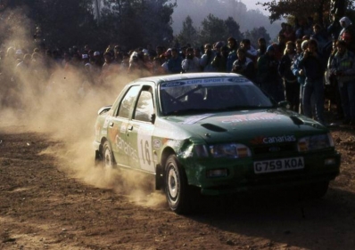 Fernando Capdevila - Alfredo Rodri­guez
27º Rallye España - Catalunya Costa Brava 1991. Ford Sierra RS Cosworth 4x4 (G759 KOA). Clasificado 8º.

Del 10 al 13 de Noviembre, Lloret de Mar, Girona, Catalunya, España.
Superficie: asfalto - tierra.

El Rally tenia un total de 1606.98 km de los que 594.01 km divididos en 35 tramos eran especiales, (2 de ellas fueron canceladas SS4 Sant Hilari - Osor de 13.57 Km y SS29 Riera de Merles de 14.36 Km).

Tomaron la salida 76 equipos, finalizaron 33.@
Palabras clave: ;Ford;Sierra;Cosworth;Catalunya;1991