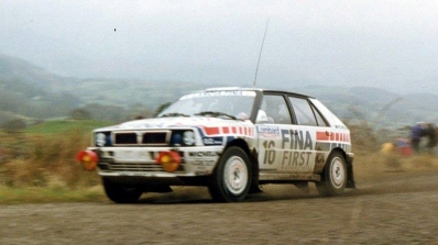 Bruno Saby - Jean-François Fauchille
47º Lombard RAC Rally 1991. Lancia Delta Integrale 16V (191 TV 92). Clasificado 9º.

Del 24 al 28 de Noviembre, Harrogate, Yorkshire, Inglaterra.
Superficie: tierra.

El Rally tenia un total de 2355.31 Km de los que 565,51 Km divididos en 37 tramos eran especiales.

Se inscribieron 160 equipos, tomaron la salida 151, finalizaron 82.@
Palabras clave: ;Lancia;Delta;Integrale;Gran_Bretaña;RAC_Rally;Lombard;1991;Inglaterra